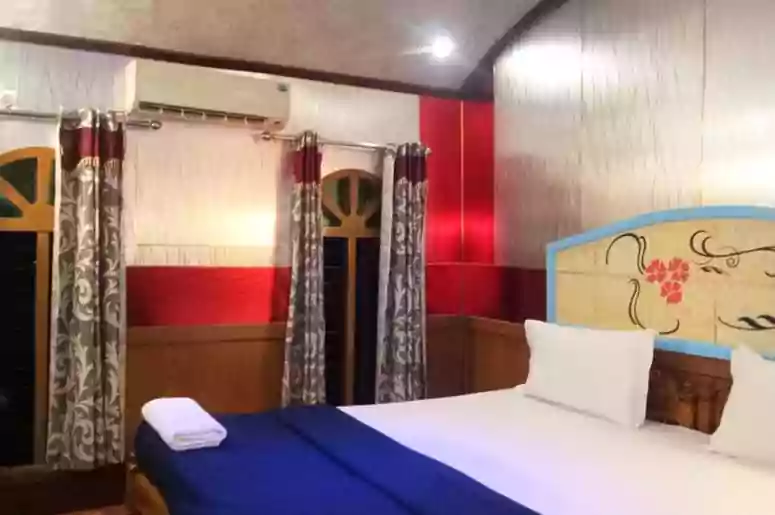 Kerala 2 Bedroom Deluxe Houseboats